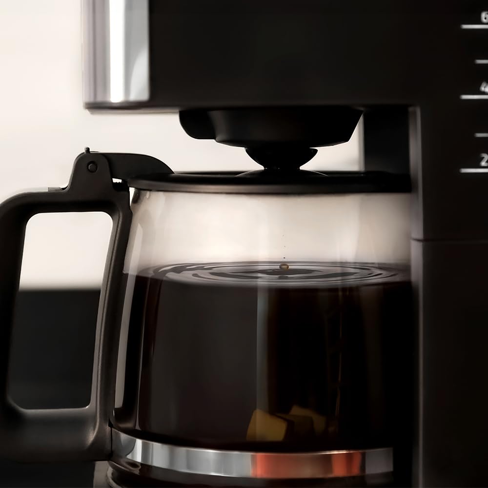 Cafeteira Cecotec 6 xícaras Inox - Design Moderno