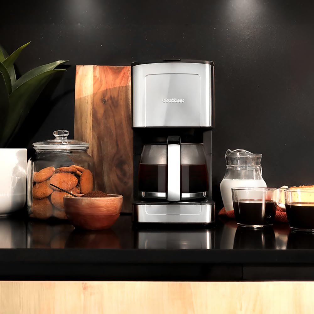 Cafeteira Cecotec 6 xícaras Inox - Design Moderno