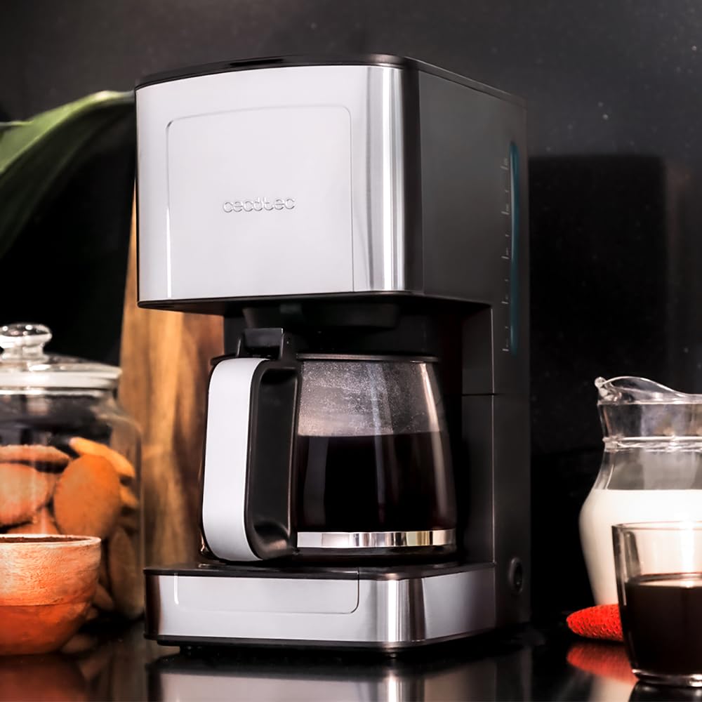 Cafeteira Cecotec 6 xícaras Inox - Design Moderno