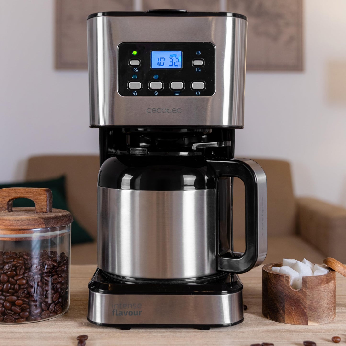 Cafeteira Cecotec 6 xícaras Inox - Design Moderno