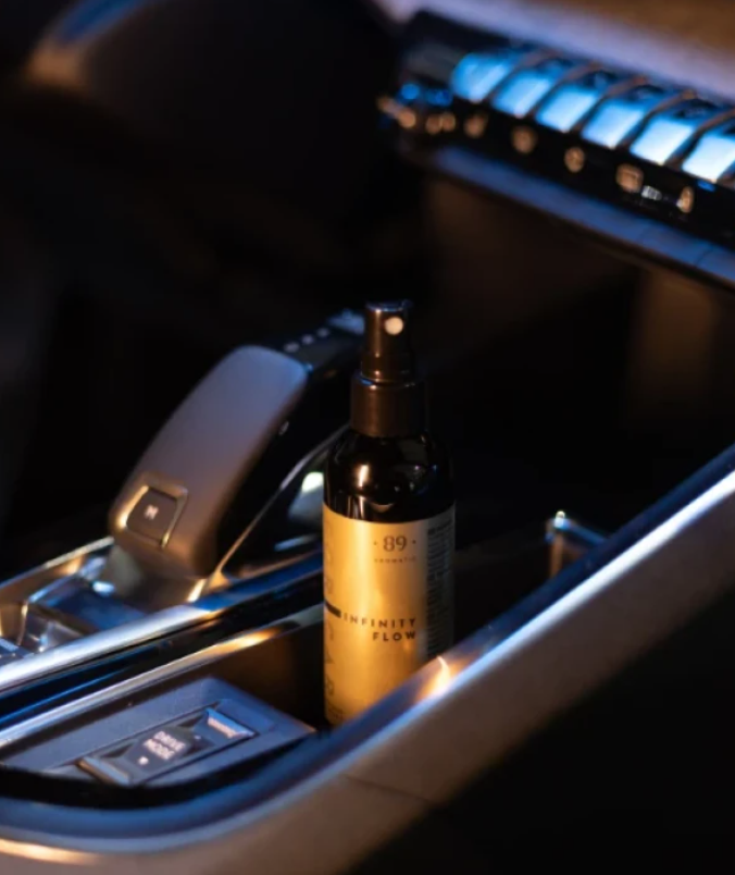 Para carro: Spray Limpador de painel perfumado AROMATIC•89•