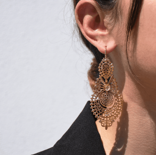 Brincos Rainha Grande | Aço Inoxidável Dourado | Alma de Portugal