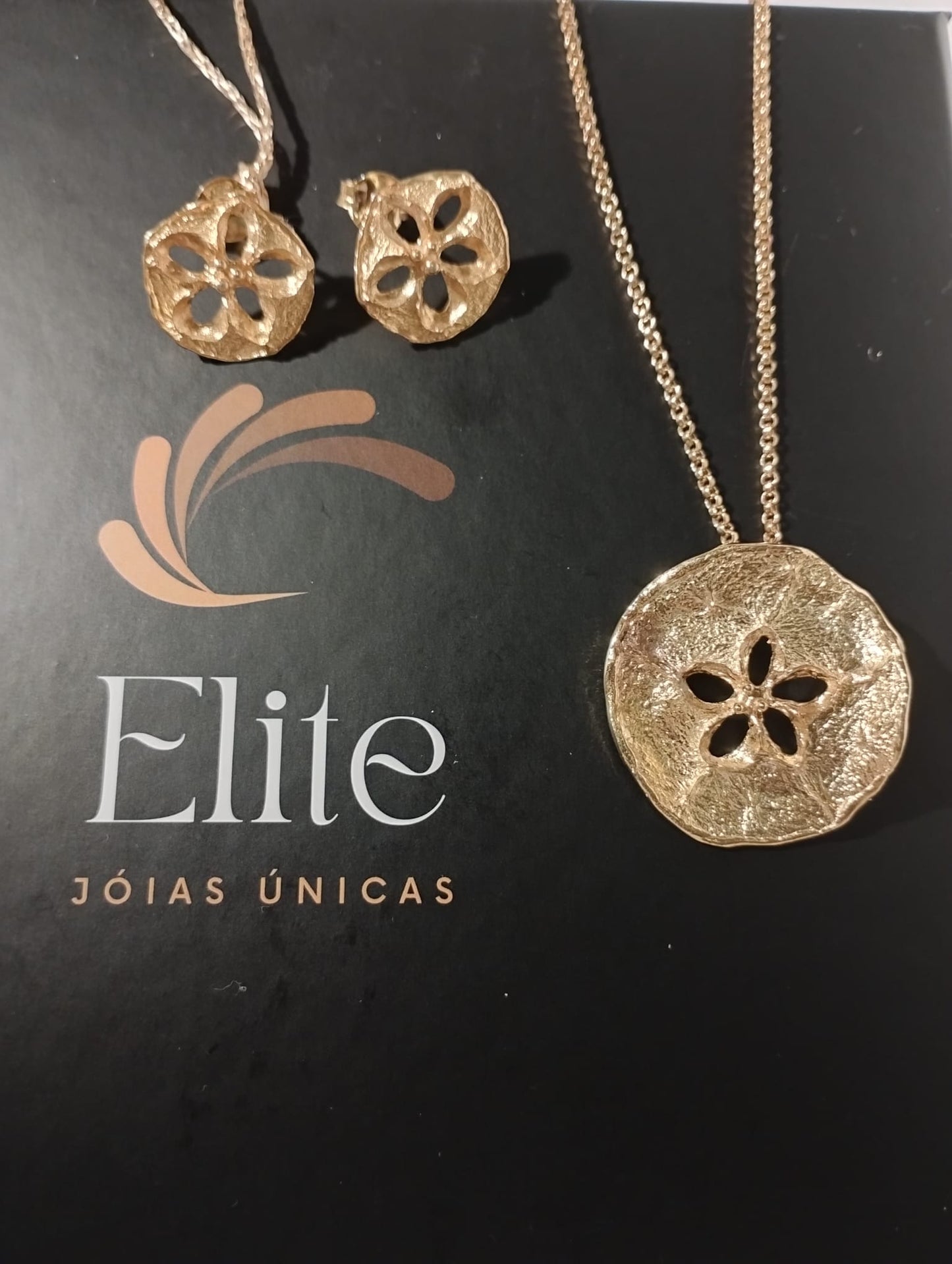Elite Necklace
