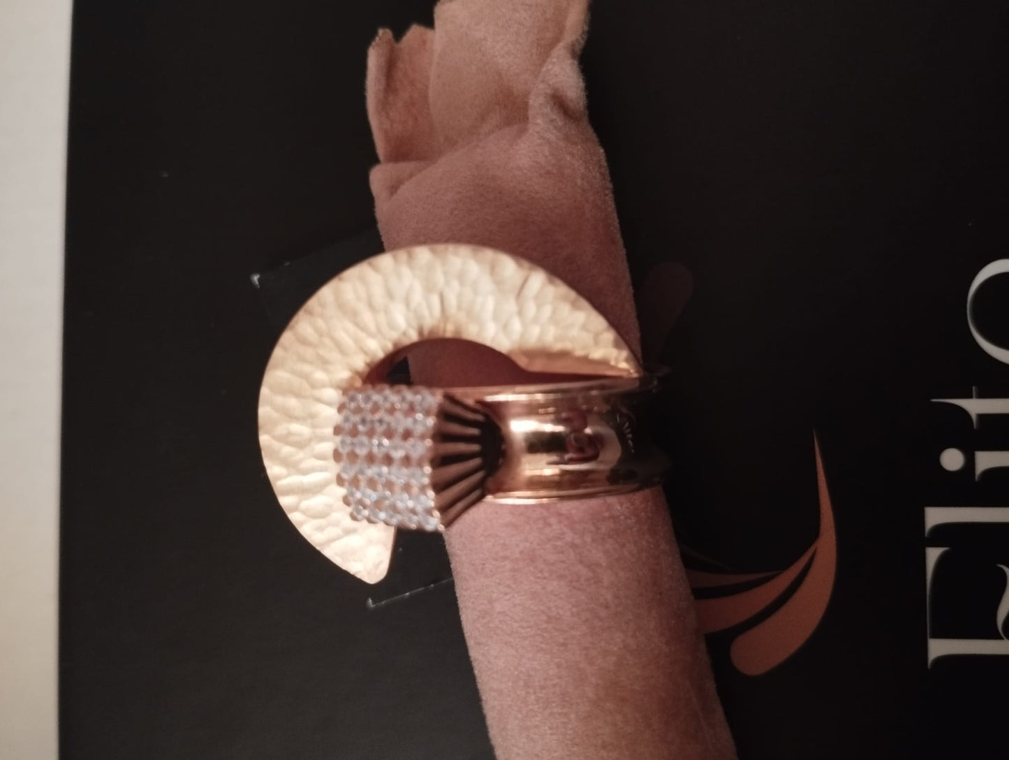 Anel Elite