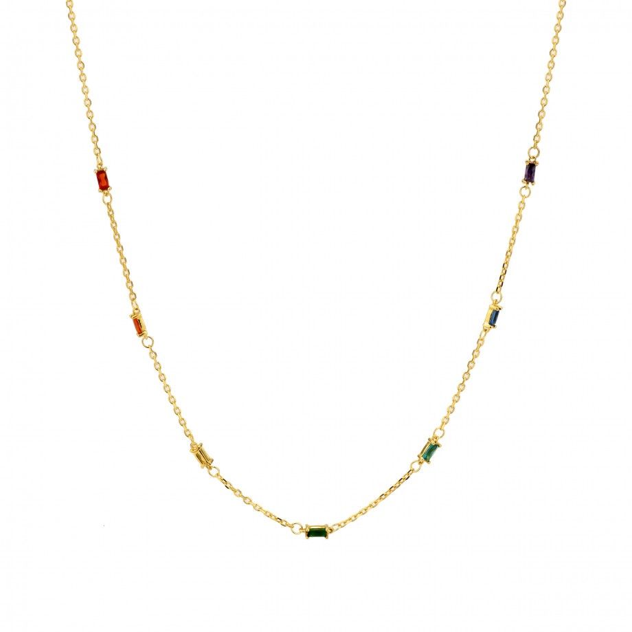 Elegante colar dourado com pedras coloridas da Carmo Joalheiros corrente fina com pequenas pedras retangulares espaçadas