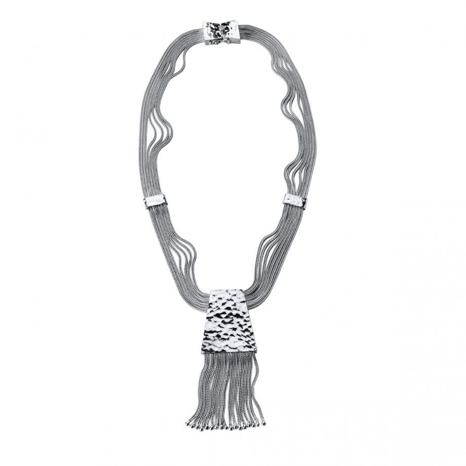 colar trapézio feminino em prata multi linhas com placa martelada e franja de fios Carmo Joalheiros