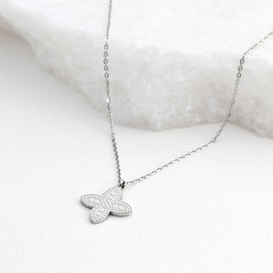 Steel necklace with flower