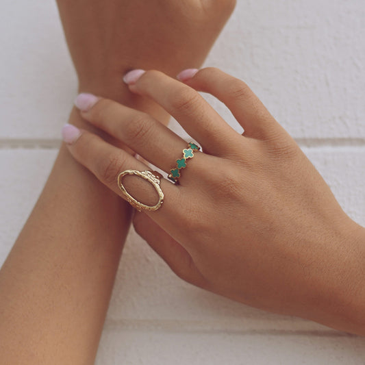 Anel ajustável aço textura oval - Terra de Estrelas