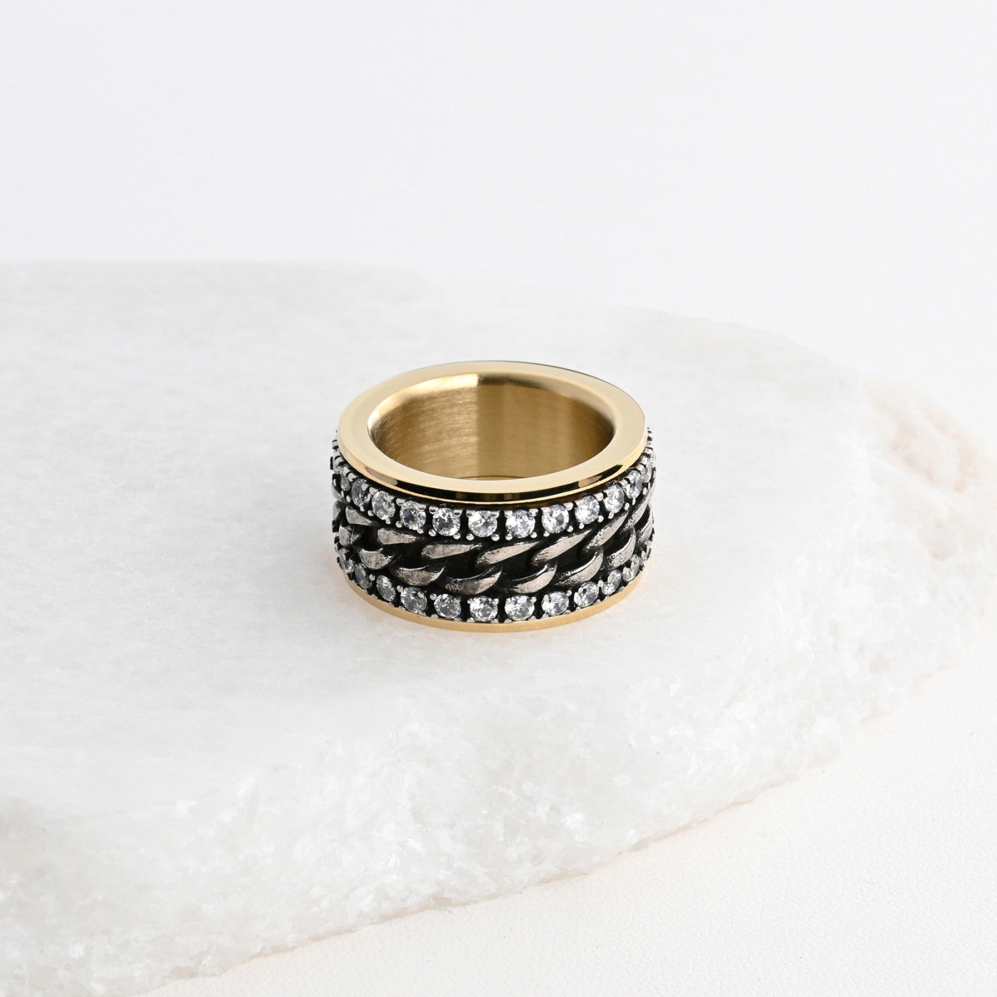 Anillo doble de acero brillante