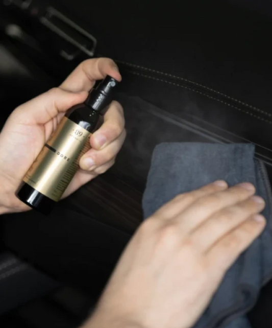 Para carro: Spray Limpador de painel perfumado AROMATIC•89•