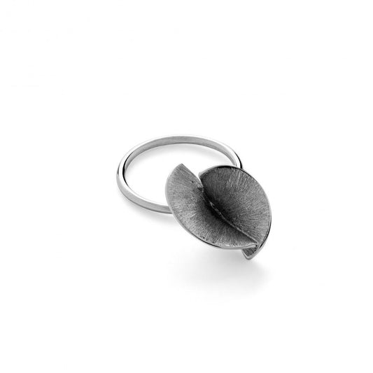 Anillo de pétalos singulares Fuji