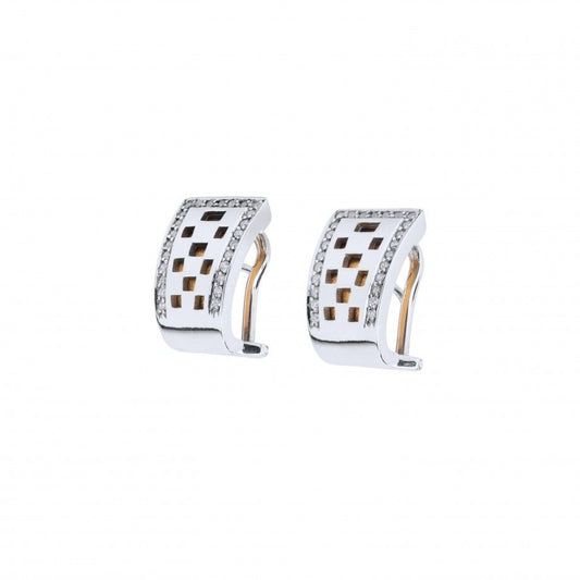 Brincos de prata femininos Carmo Joalheiros estilo huggie com recortes geométricos e fileira de zircónias