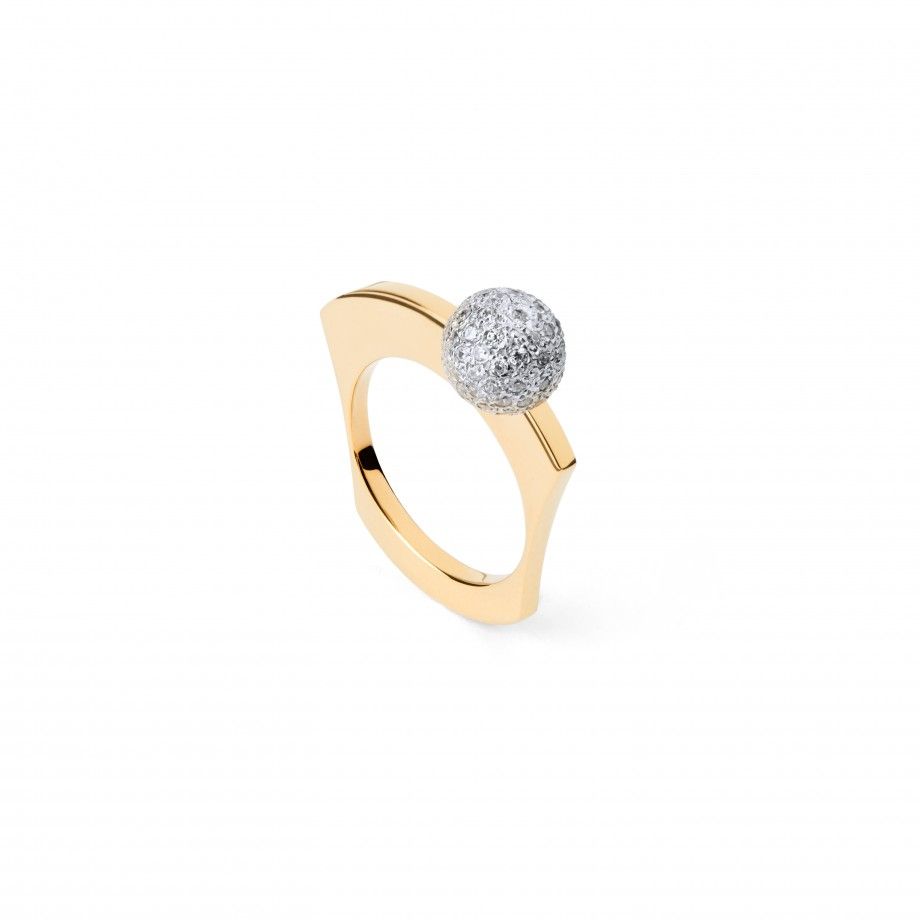 anel orbit dourado Topázio 1874 em ouro amarelo com esfera pavé de diamantes e design geométrico moderno