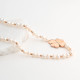 Collar de acero con perlas de trébol