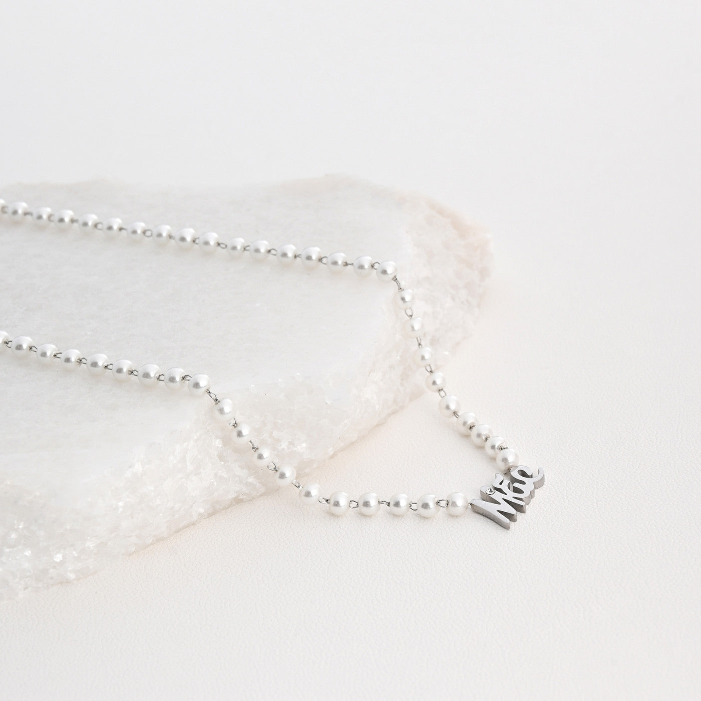 Collar de acero con perlas - MÃE 